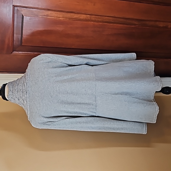 DRESSFO SWEATER CARDIGAN GRAY 6 MEDIUM NWOT - Picture 6 of 8